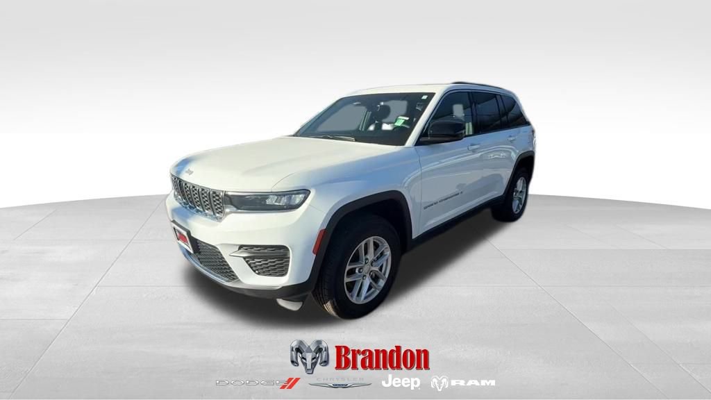 New 2025 Jeep Grand Cherokee Laredo X
