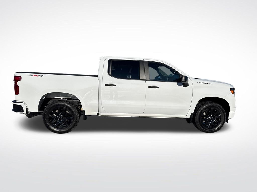 Used 2022 Chevrolet Silverado 1500 Custom w/ LPO, Dark Essentials Package image 6
