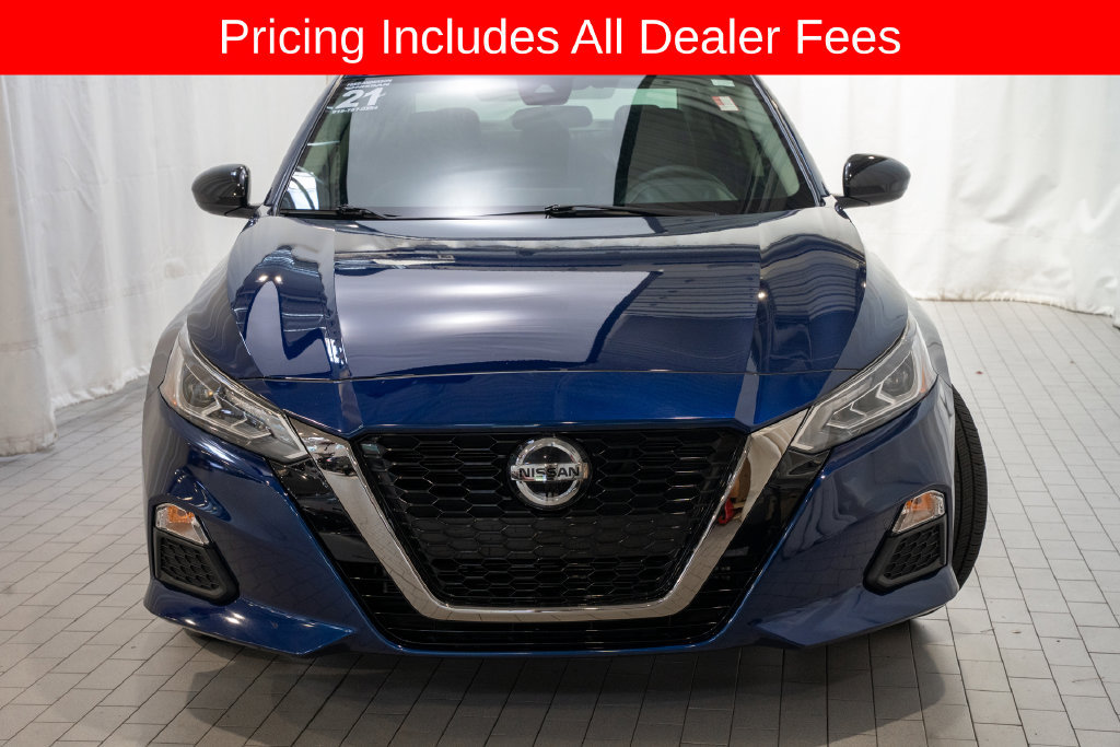 Used 2021 Nissan Altima 2.5 SR FWD image 2