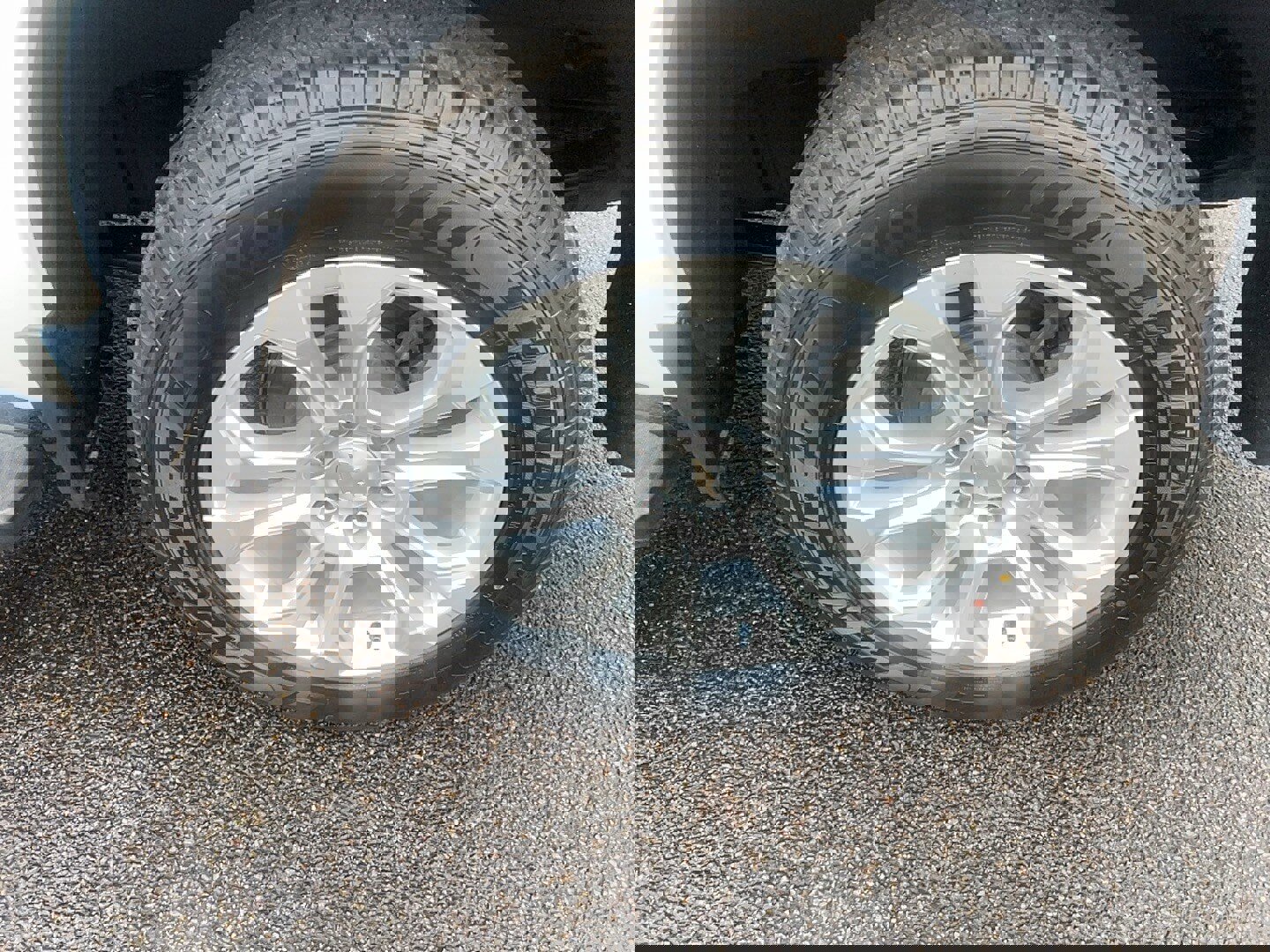 Used 2023 Chevrolet Silverado 1500 LTZ image 9