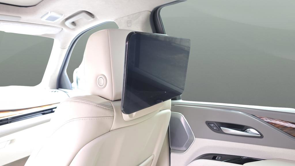 Certified 2024 Cadillac Escalade Sport Platinum w/ Heavy-Duty Trailer Package image 23