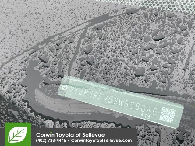 Used 2025 Toyota RAV4 XLE image 31