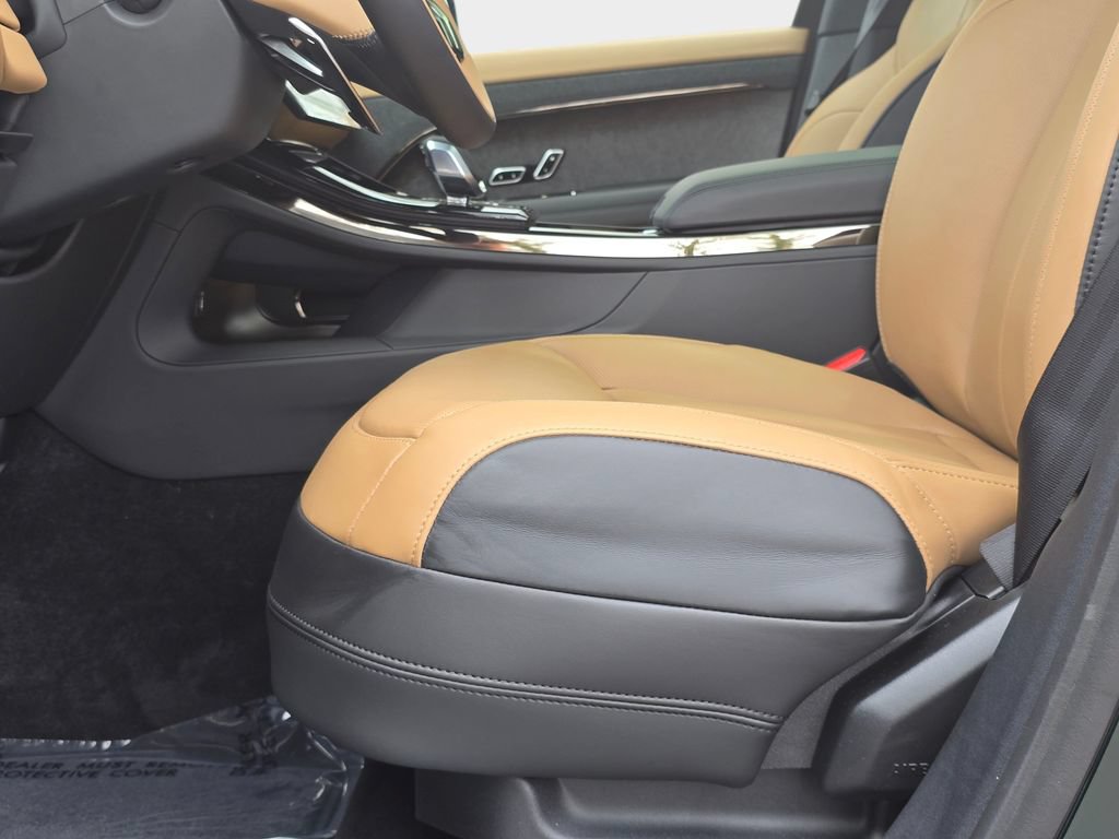 New 2026 Land Rover Range Rover Sport Dynamic SE AWD/4WD image 29