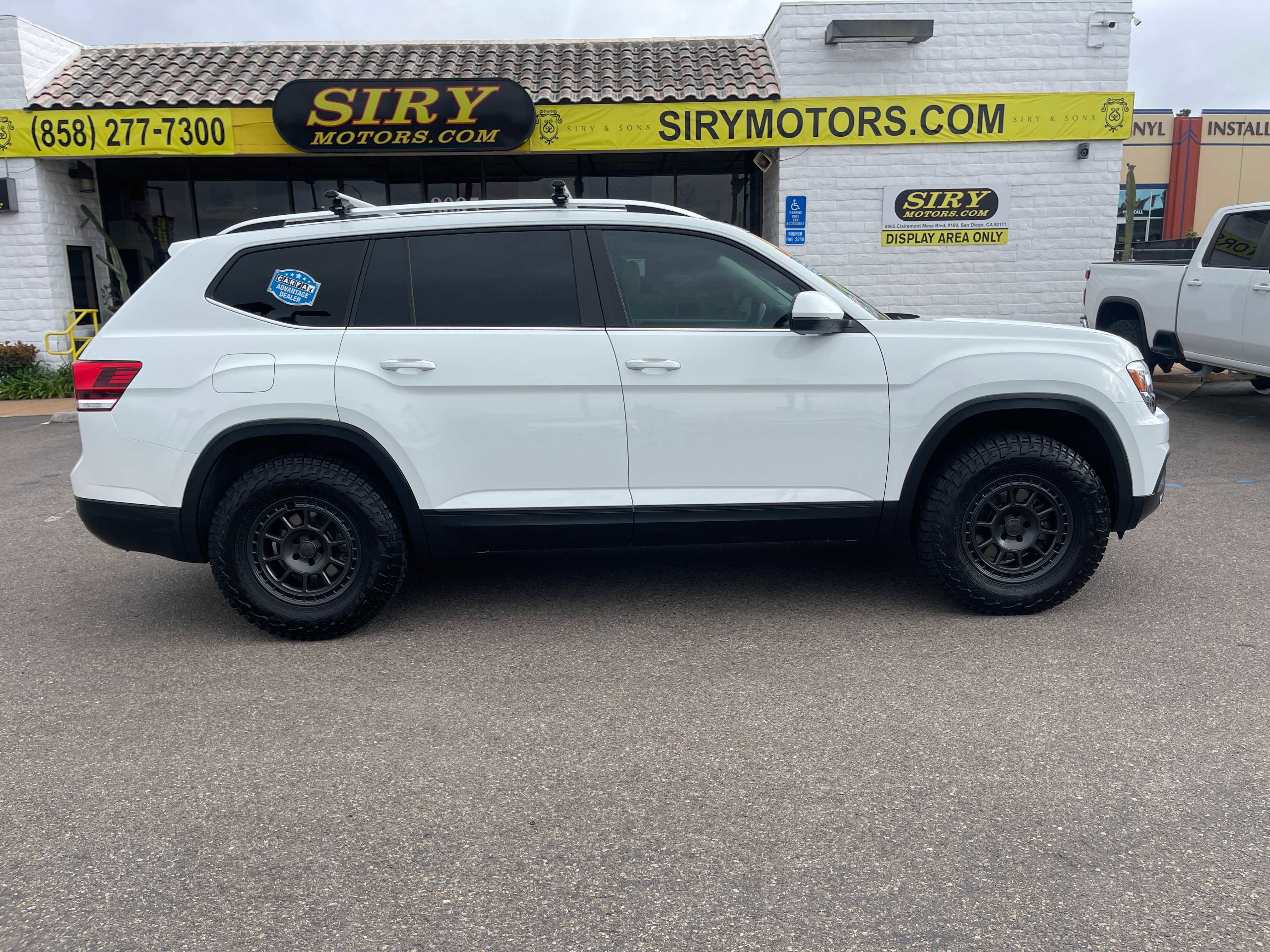 Used 2019 Volkswagen Atlas SE w/ Towing Package FWD image 2