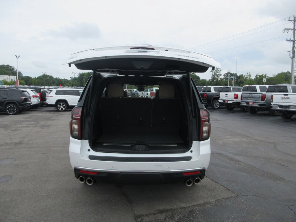 Certified 2023 Chevrolet Tahoe Premier w/ Premium Package 2 AWD/4WD image 8
