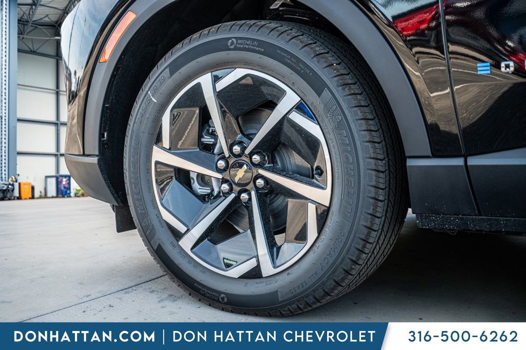 New 2026 Chevrolet Equinox EV LT image 35