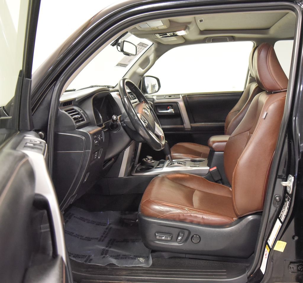 Used 2015 Toyota 4Runner Limited image 2
