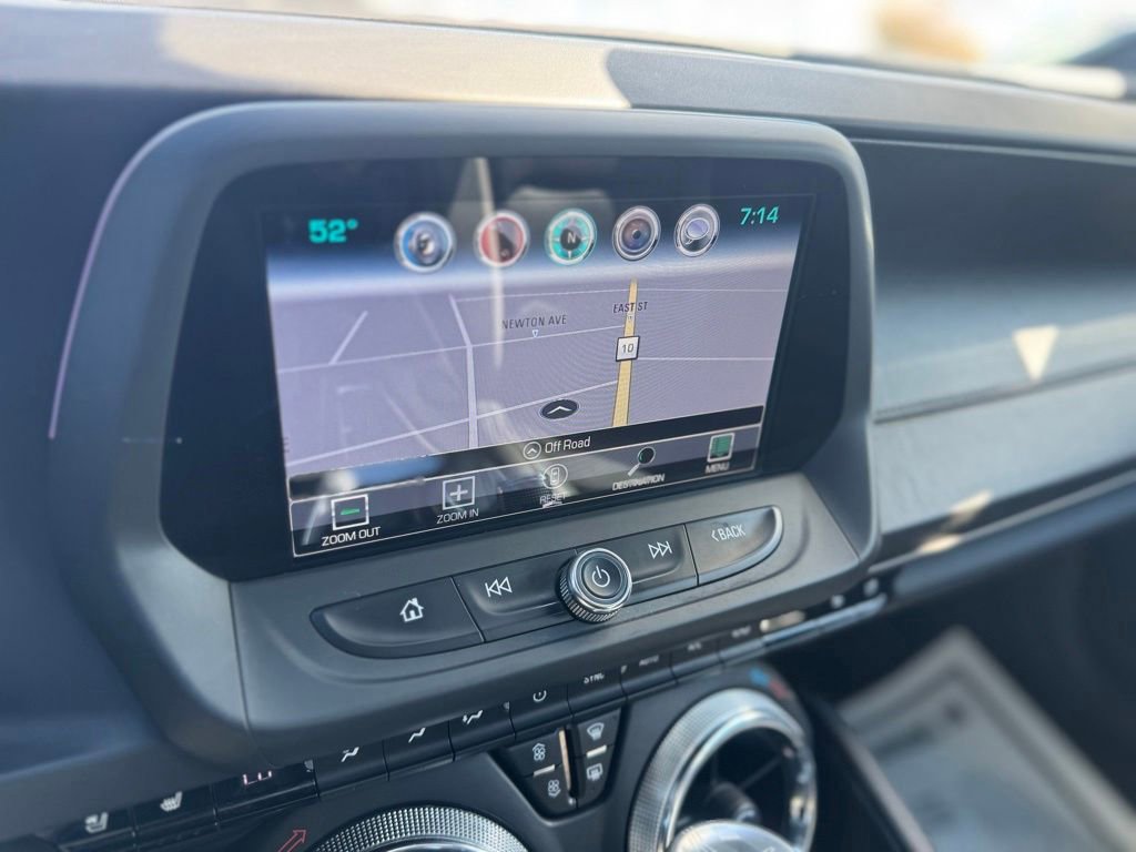 Used 2016 Chevrolet Camaro SS RWD image 34