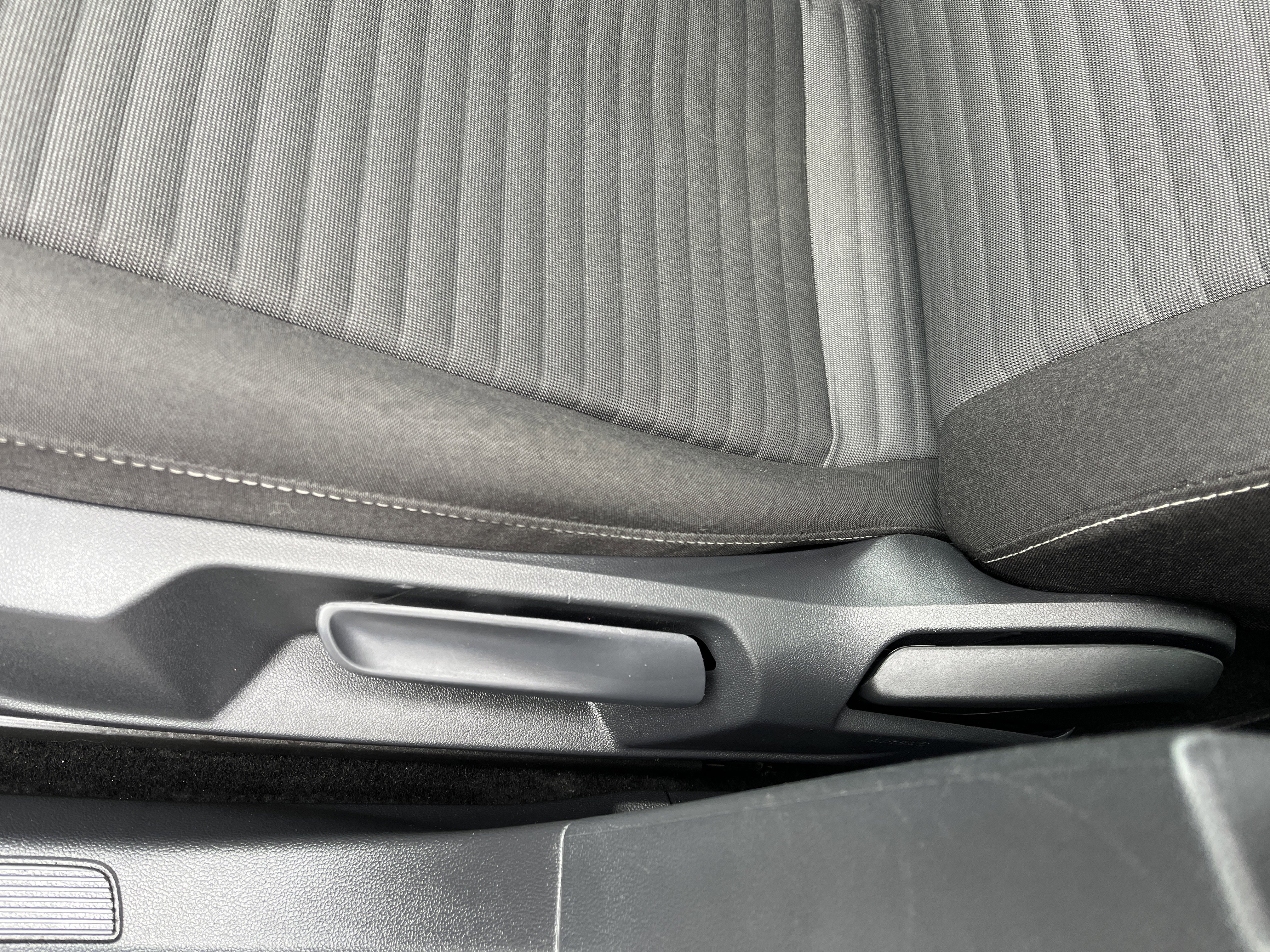 Used 2024 Volkswagen Jetta S image 15