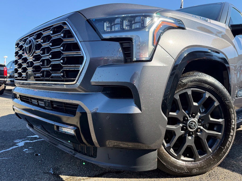 Used 2024 Toyota Sequoia Platinum AWD/4WD image 32
