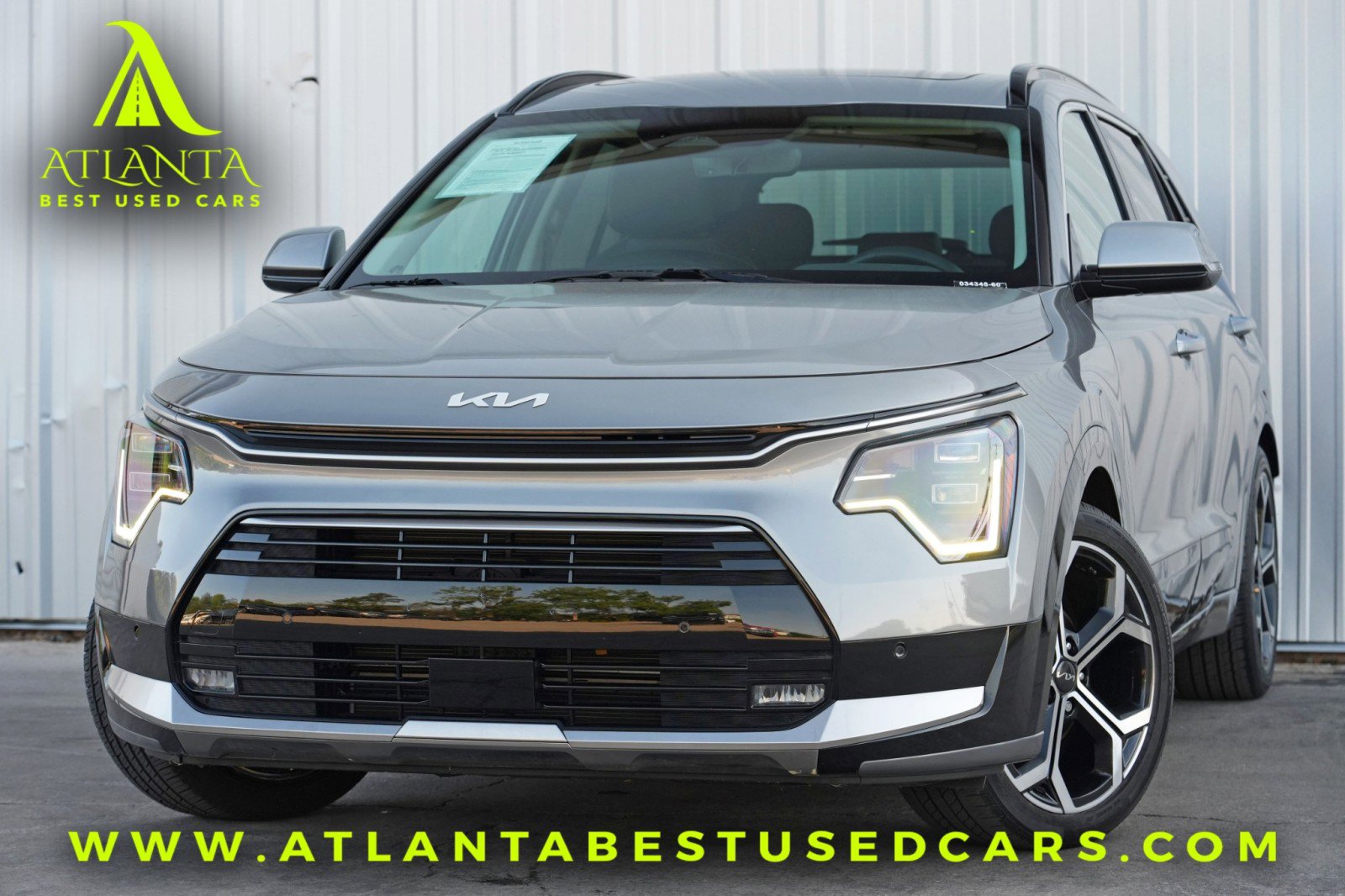 Used 2023 Kia Niro SX Touring