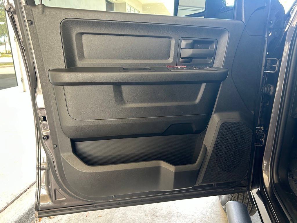 Used 2025 RAM 3500 Tradesman AWD/4WD image 38