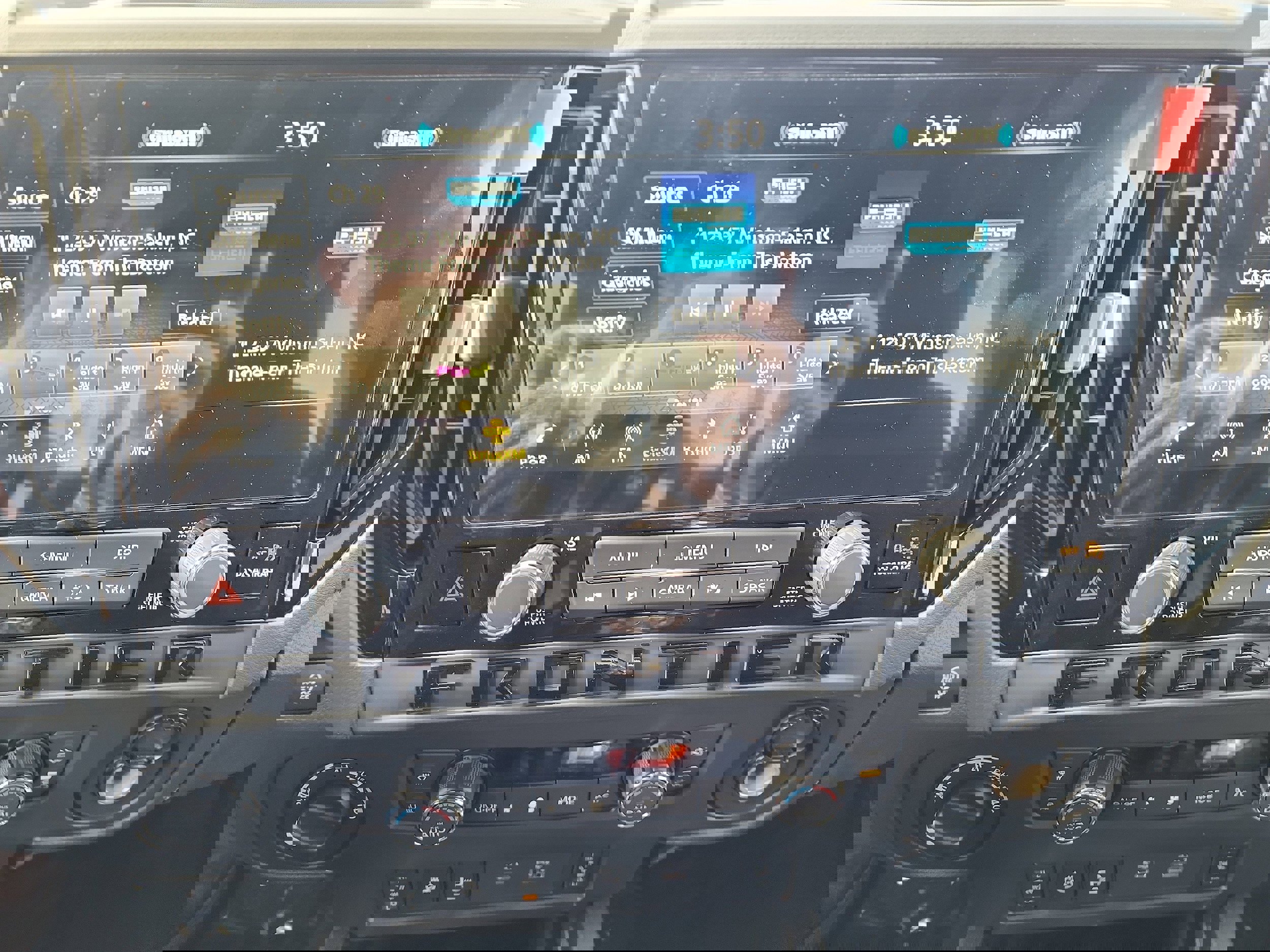 New 2026 Nissan Frontier SV image 18