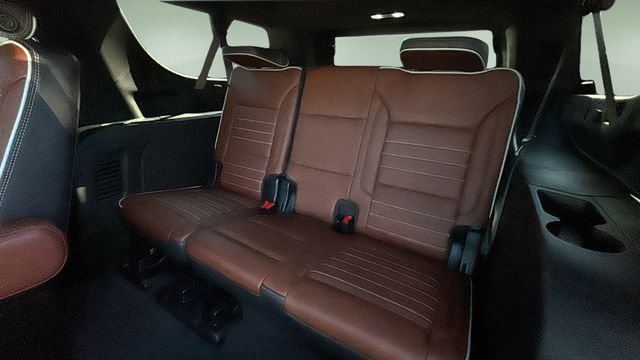 Used 2024 GMC Yukon XL Denali Ultimate image 33