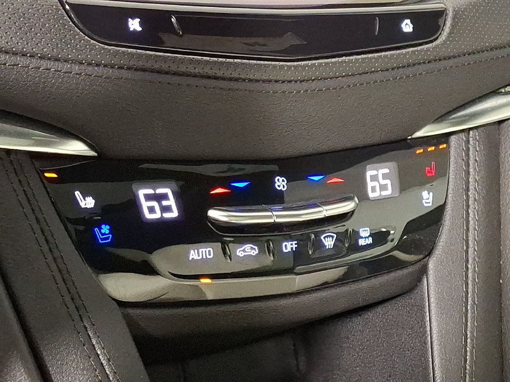 Used 2022 Cadillac XT5 Sportv w/ Technology Package AWD/4WD image 19