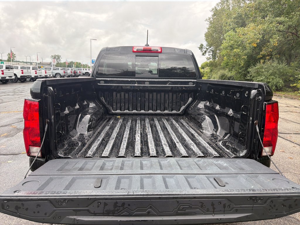 Used 2023 Chevrolet Colorado Trail Boss w/ LPO, Dark Essentials Package AWD/4WD image 30
