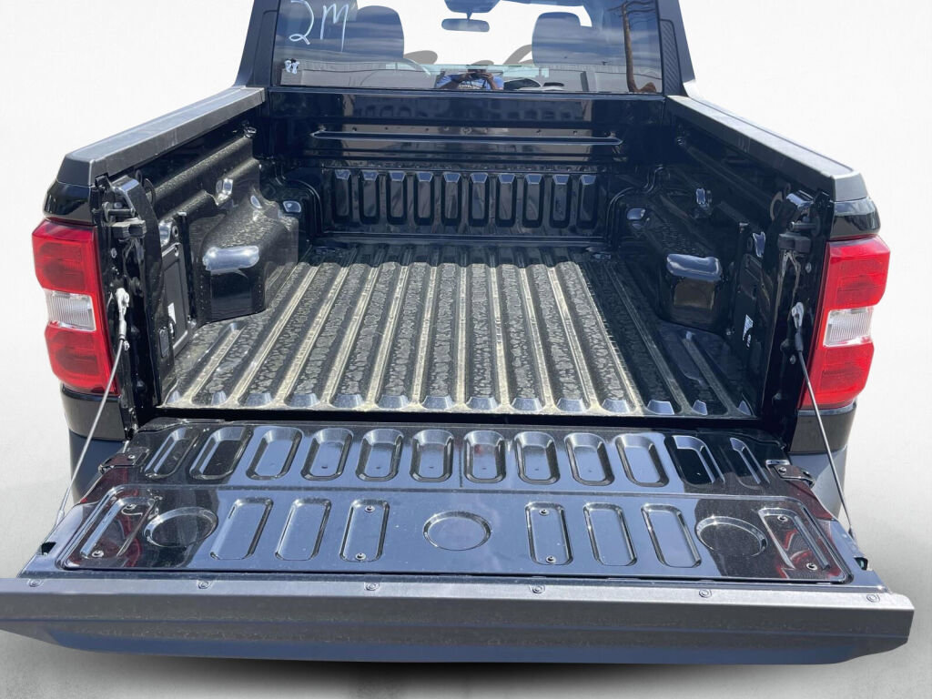 New 2026 Ford Maverick XLT AWD/4WD image 19