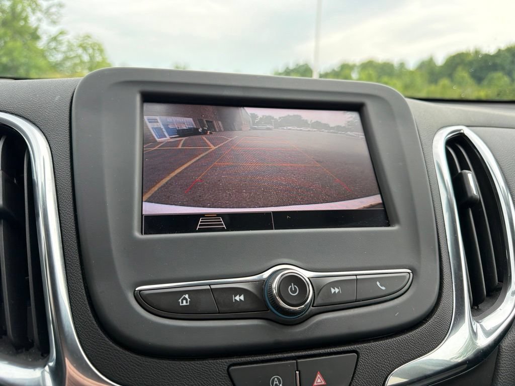 Used 2024 Chevrolet Equinox LT FWD image 10