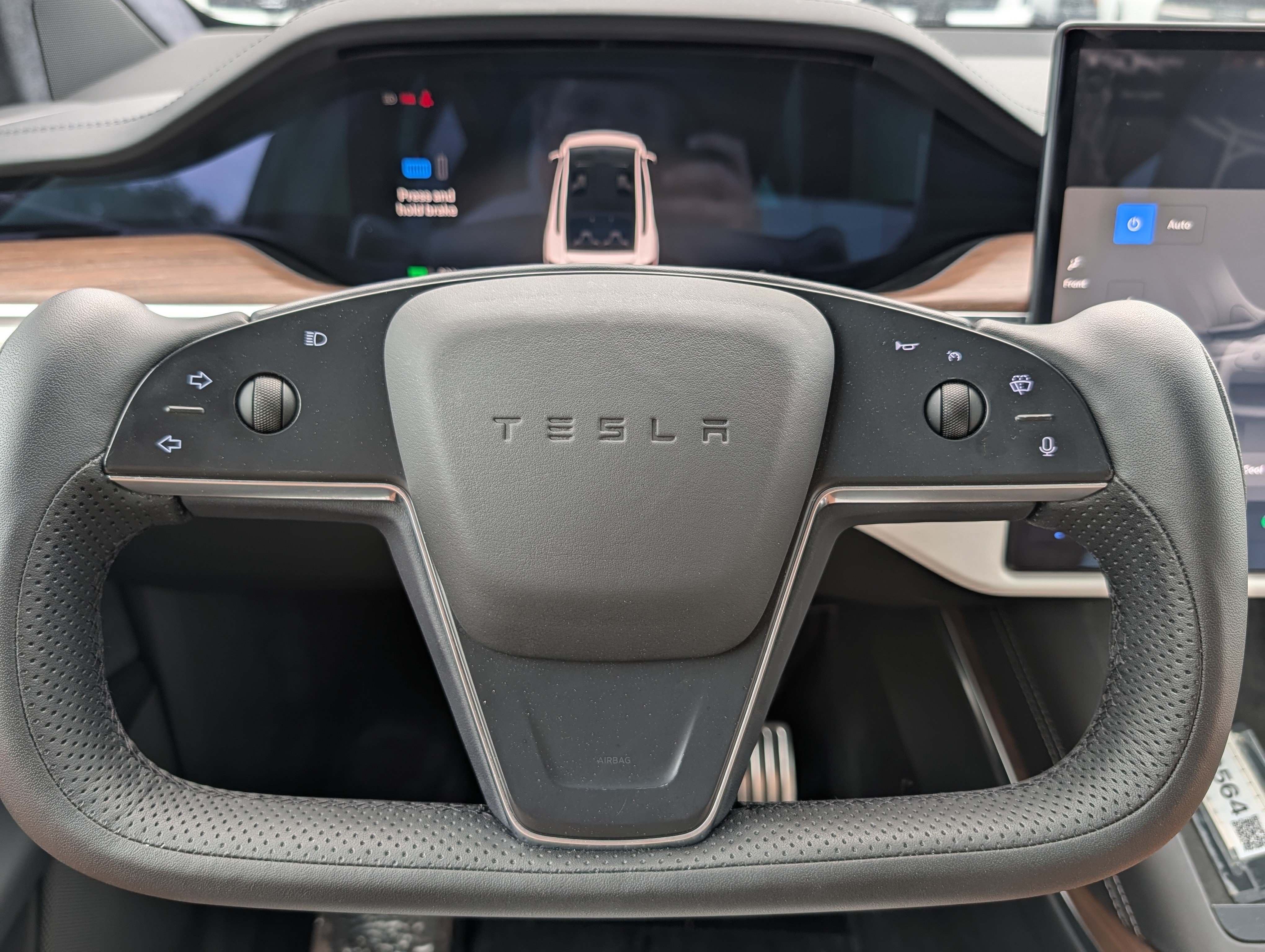 Used 2023 Tesla Model X AWD/4WD image 25