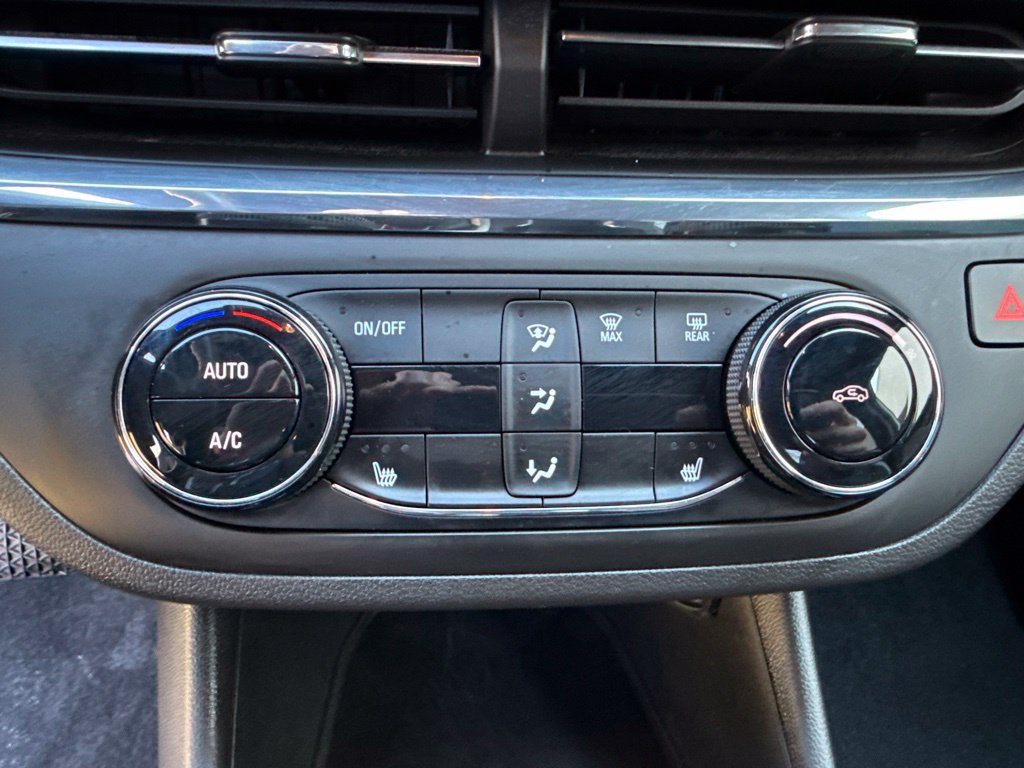Used 2024 Buick Envista Preferred w/ Convenience I Package FWD image 28