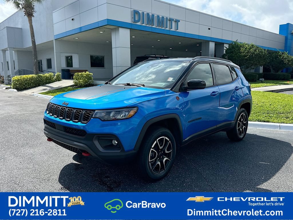 Used 2025 Jeep Compass Trailhawk AWD/4WD video 1