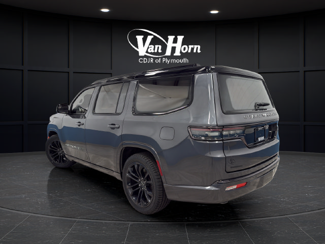 Used 2022 Jeep Grand Wagoneer Series II AWD/4WD image 5
