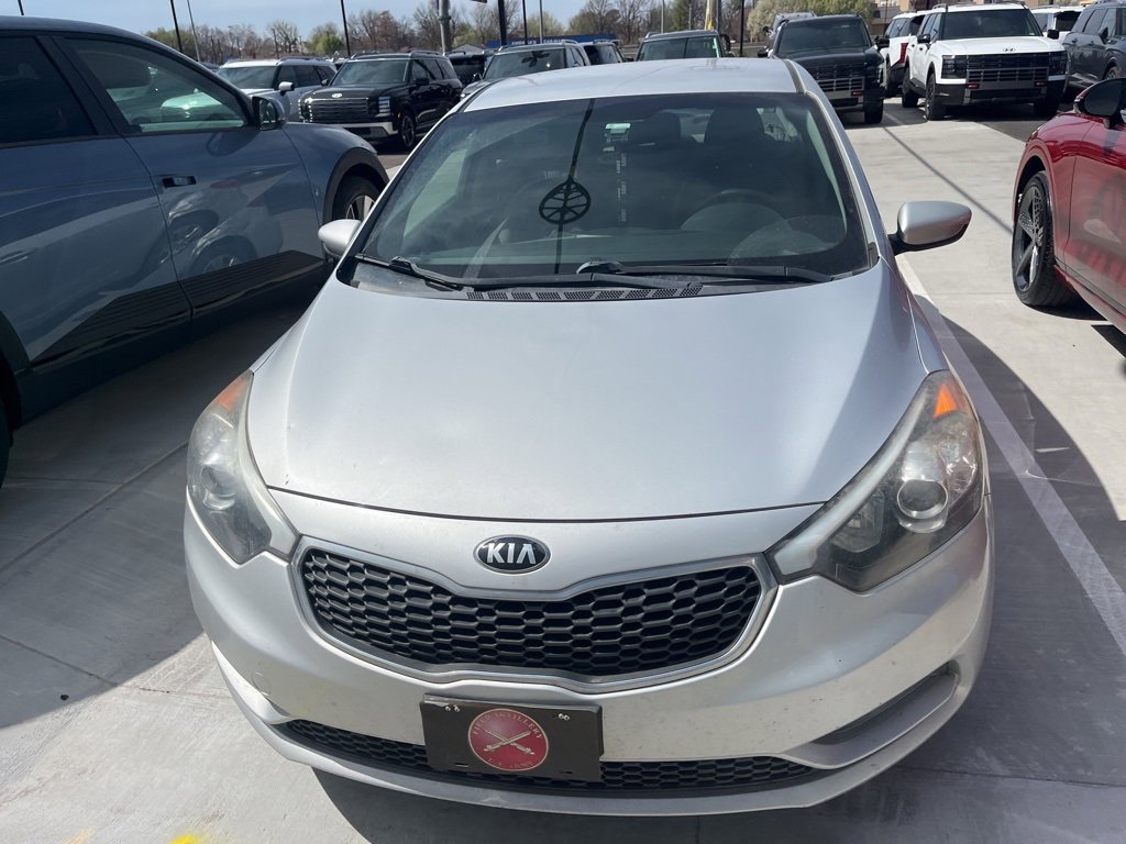 Used 2015 Kia Forte LX image 2