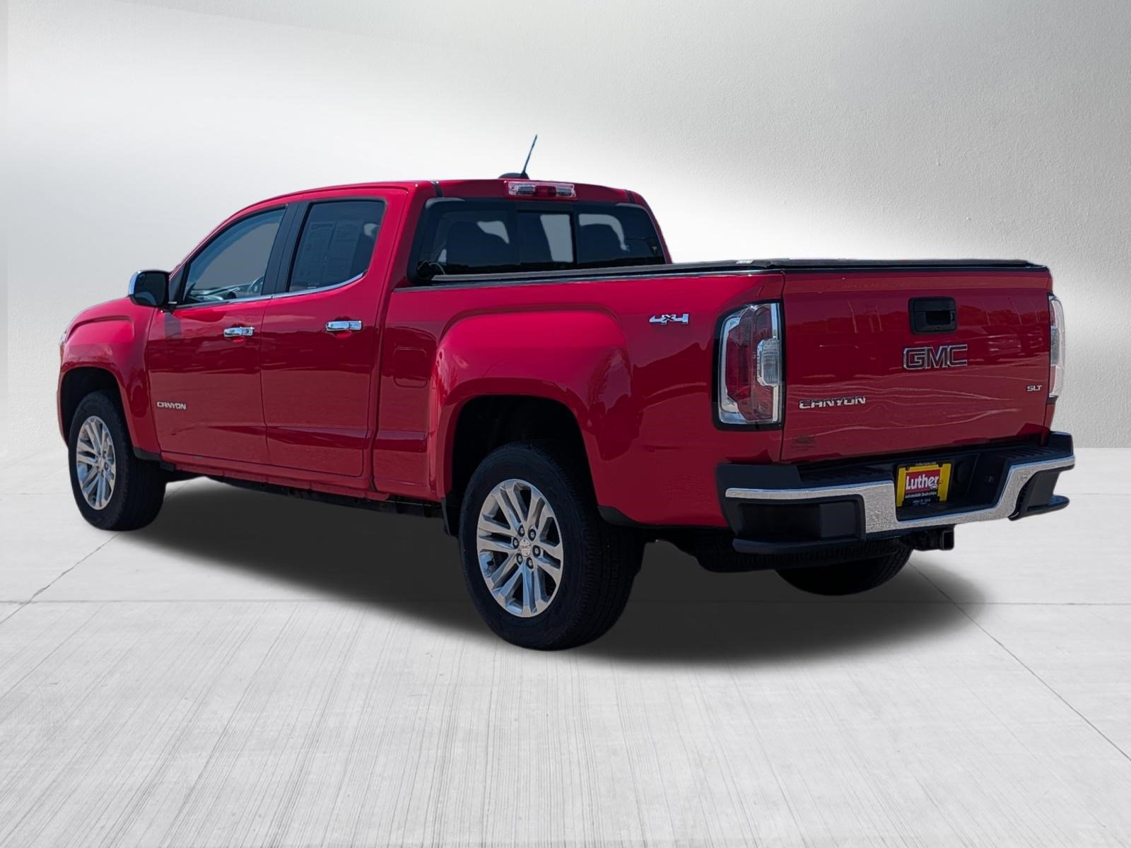 Used 2016 GMC Canyon SLT AWD/4WD image 5