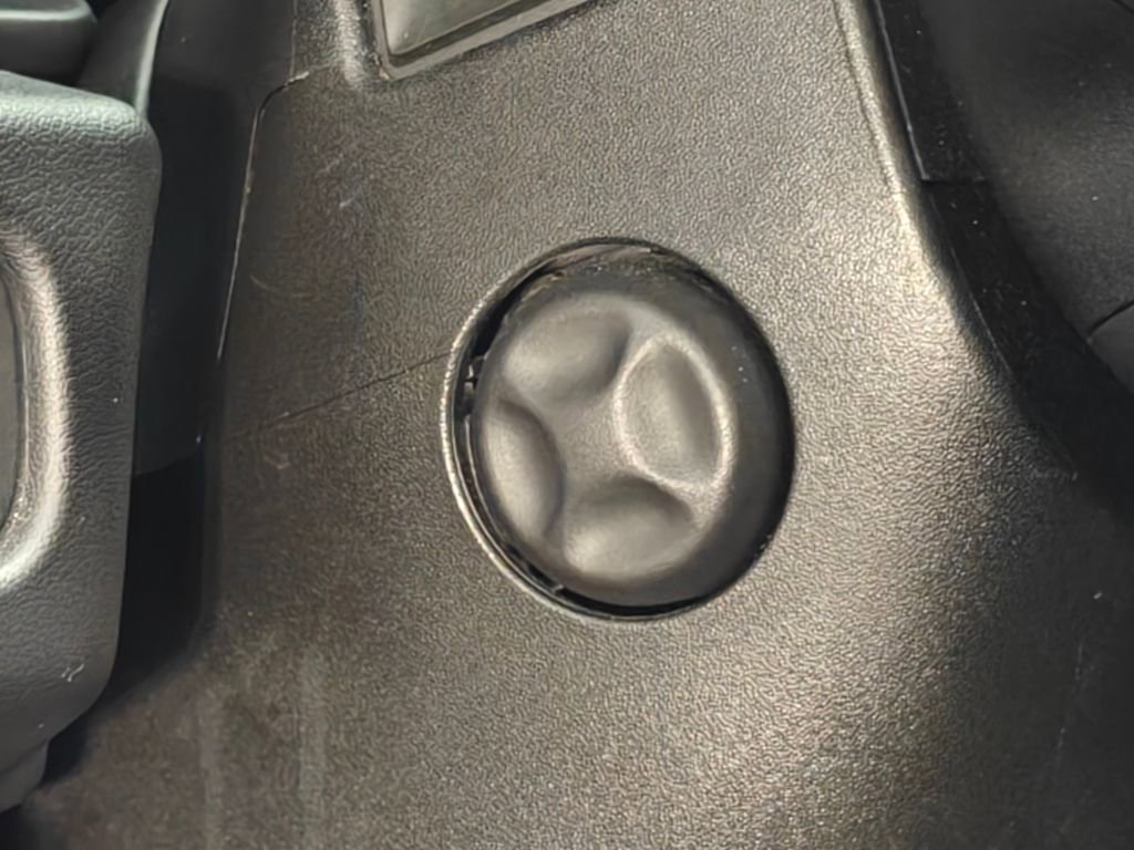 Used 2021 Chevrolet Tahoe LT w/ LT Signature Package image 15