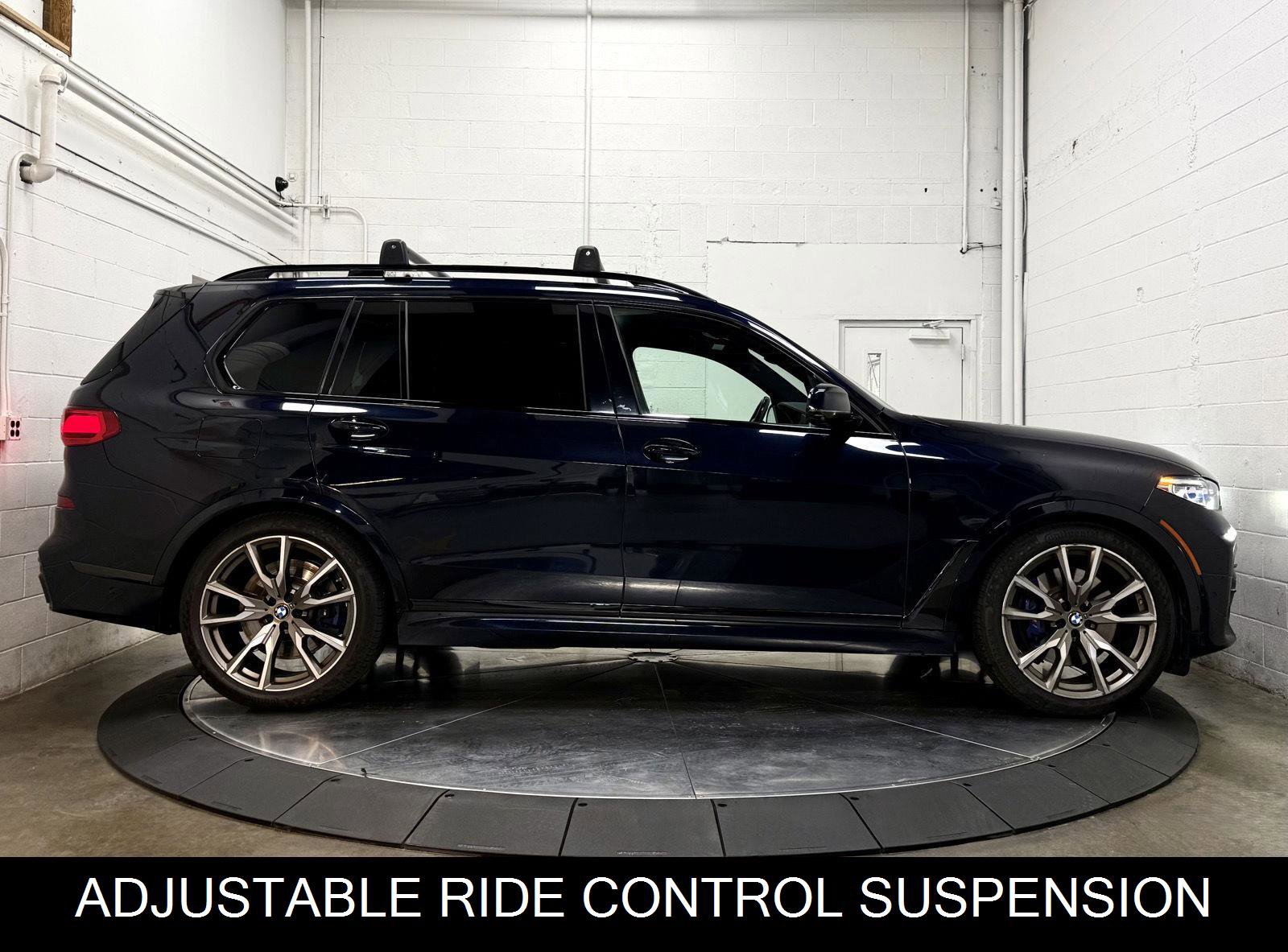 Used 2020 BMW X7 M50i w/ Dynamic Handling Package image 9