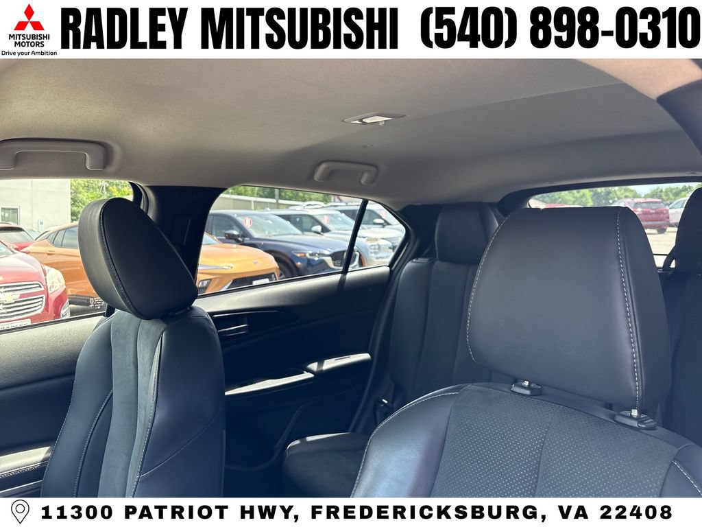 Used 2025 Mitsubishi Eclipse Cross SE AWD/4WD image 2