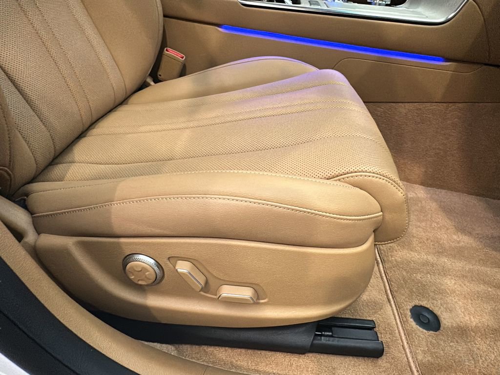 Certified 2025 Genesis G80 2.5T Advanced image 17