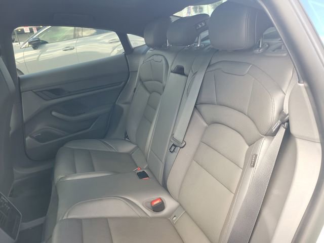 Used 2023 Porsche Taycan w/ Premium Package image 8
