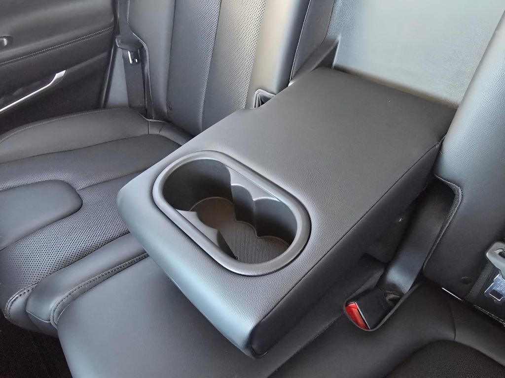 Used 2023 Hyundai Santa Fe SEL w/ Premium Package image 16