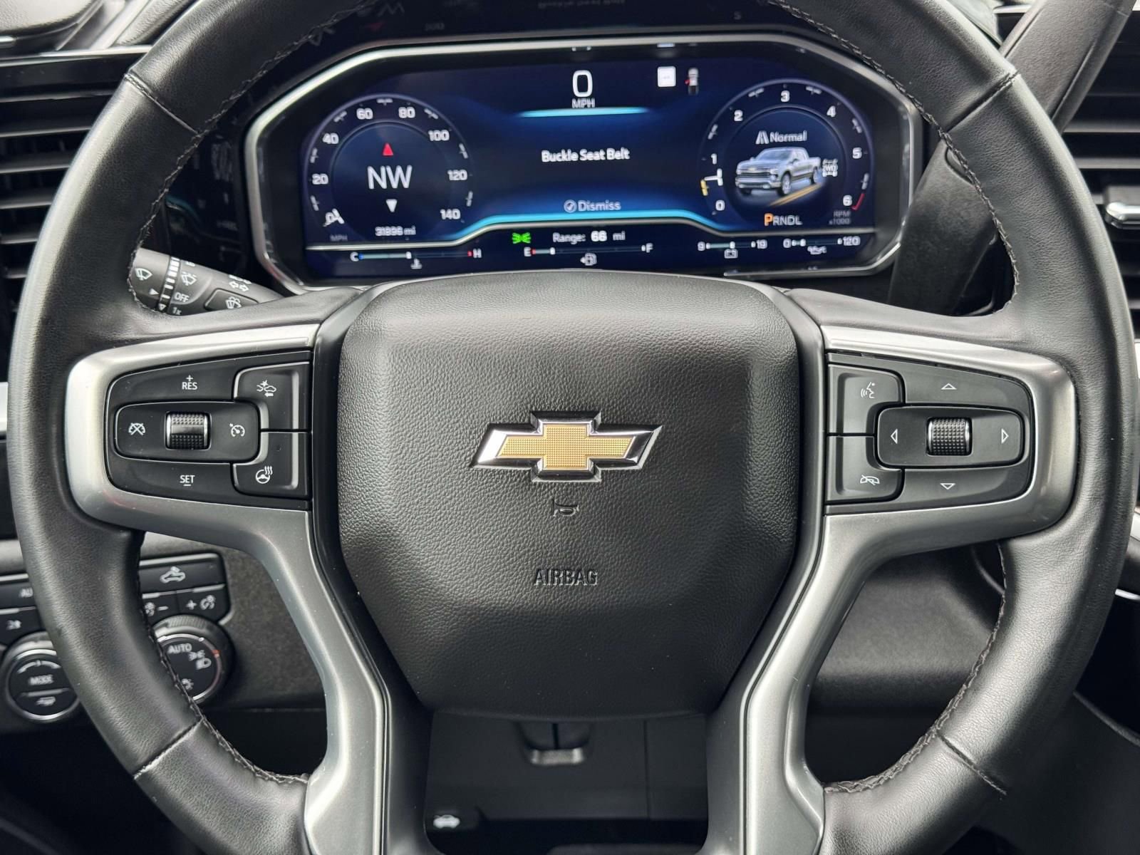 Used 2023 Chevrolet Silverado 1500 LT image 14