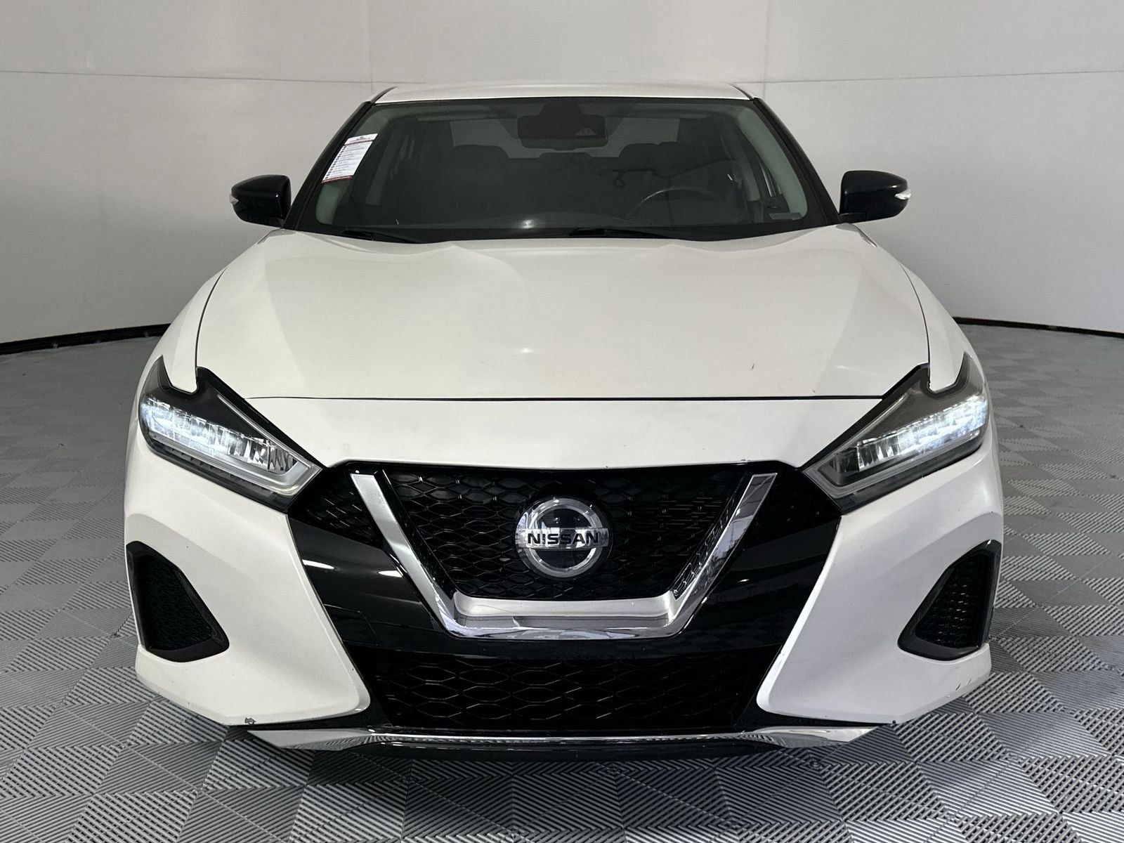 Used 2021 Nissan Maxima 3.5 SV w/ Floor Mat Group FWD image 3