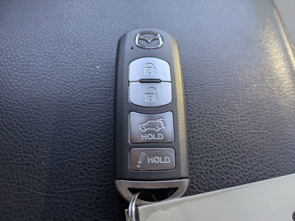 Used 2018 MAZDA CX-5 Touring w/ Preferred Equipment Package image 33