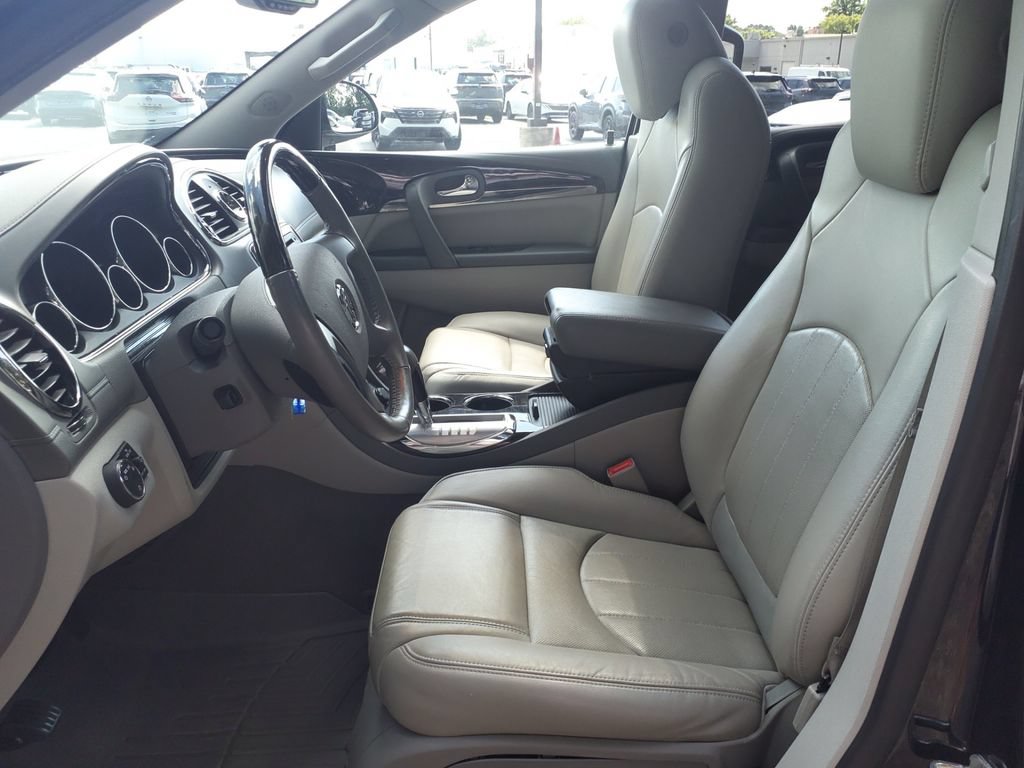 Used 2017 Buick Enclave Premium w/ Experience Buick Package FWD image 18