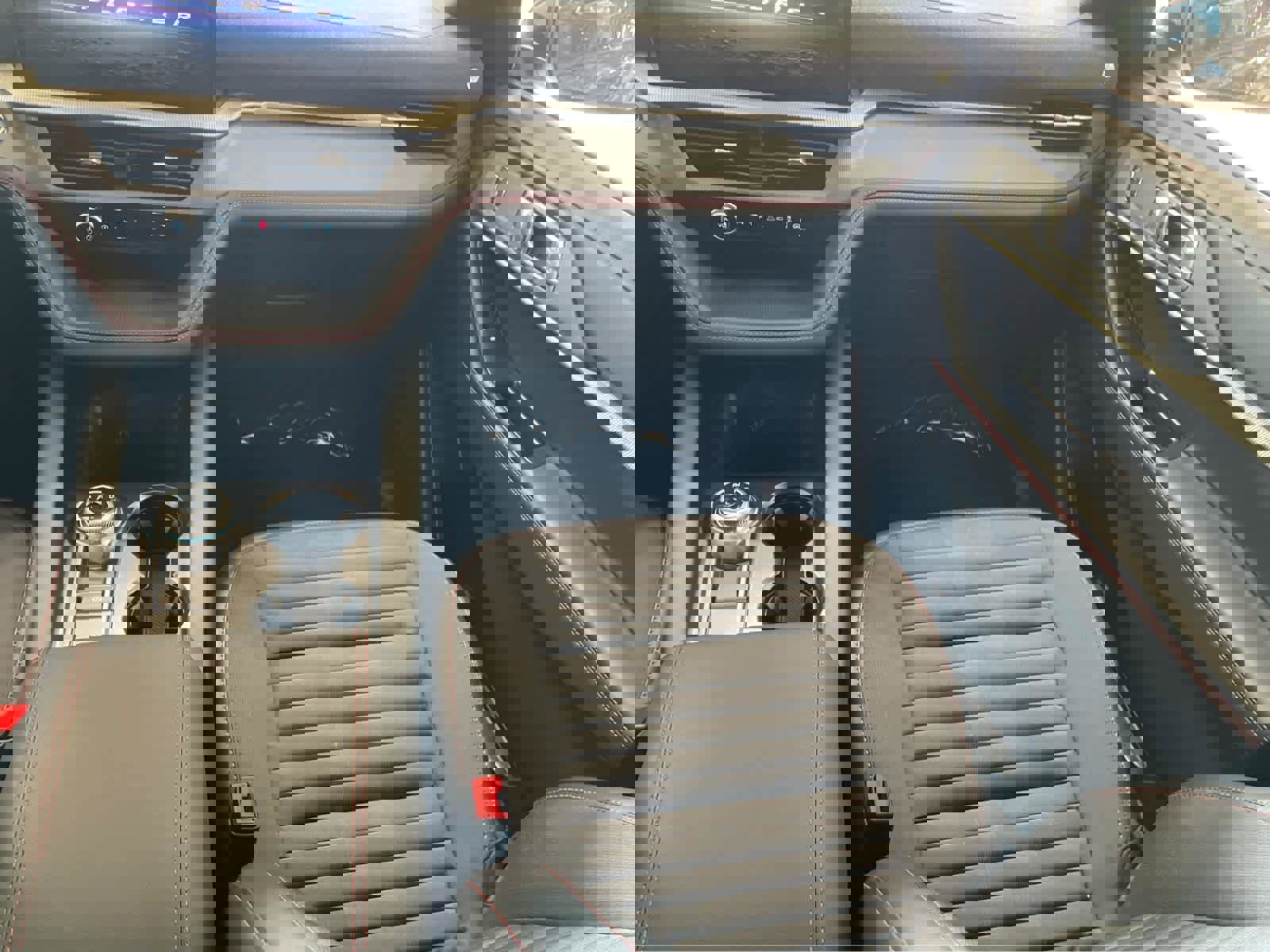 New 2026 Ford Explorer ST-Line w/ ST-Line Street Pack image 10