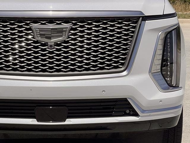 New 2026 Cadillac Escalade ESV Platinum Luxury w/ LPO, Radiant Package AWD/4WD image 9