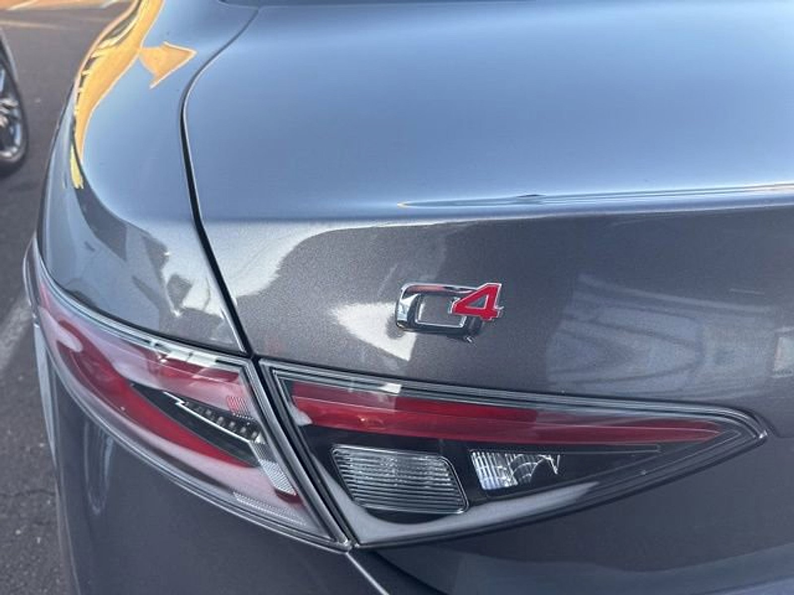 Used 2024 Alfa Romeo Giulia Veloce image 4