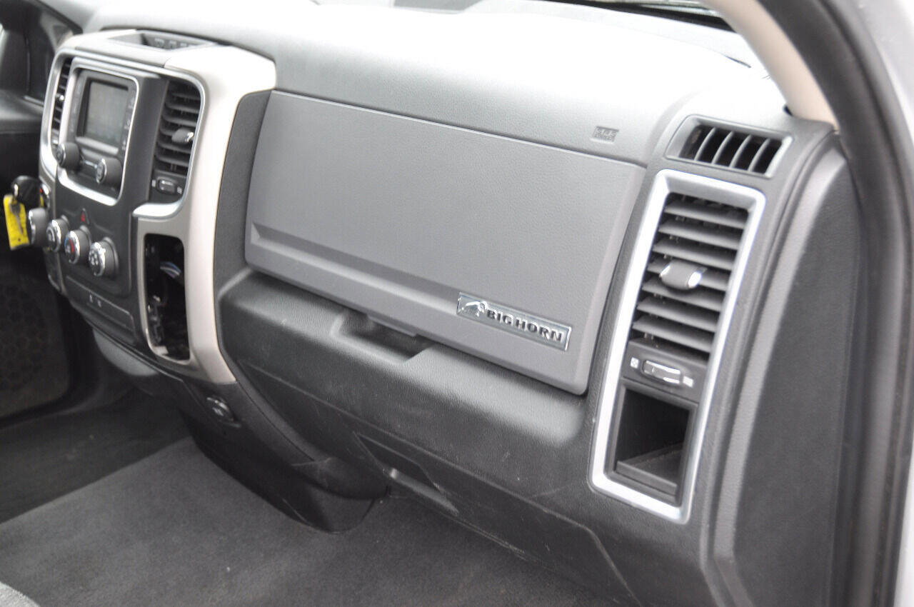 Used 2016 RAM 1500 Big Horn image 28