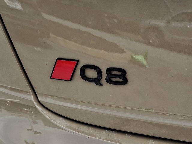 Used 2024 Audi Q8 Prestige image 29