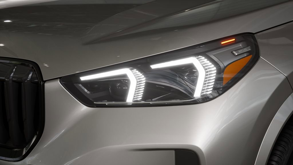 Used 2026 BMW X1 xDrive28i w/ Technology Package image 35