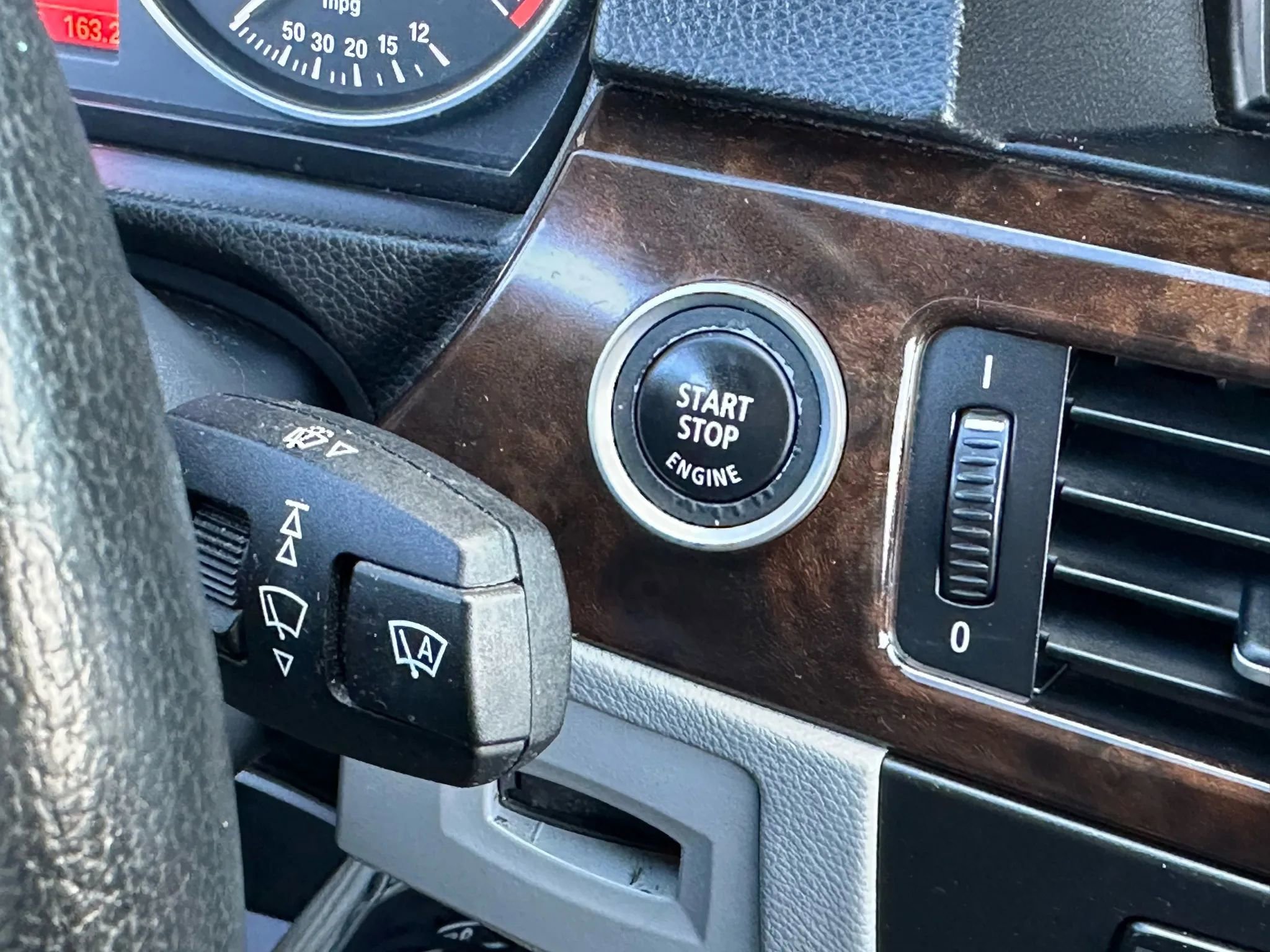 Used 2011 BMW 335d Sedan image 35