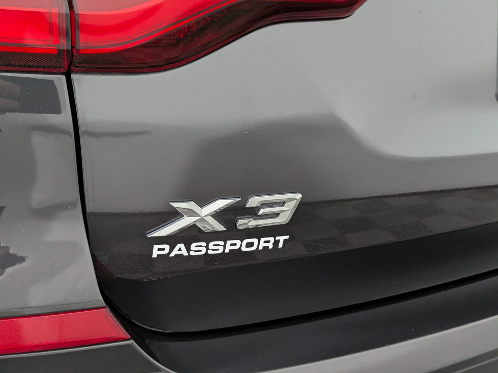 Used 2021 BMW X3 xDrive30i w/ Executive Package AWD/4WD image 11