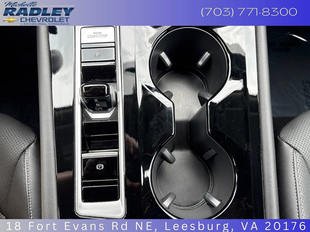 Used 2025 Volkswagen Atlas SE AWD/4WD image 19