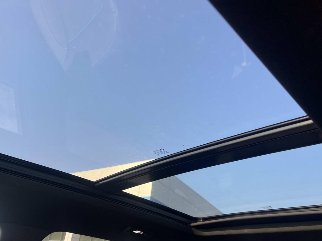 Certified 2023 Chevrolet Blazer RS w/ Driver Confidence II Package image 27