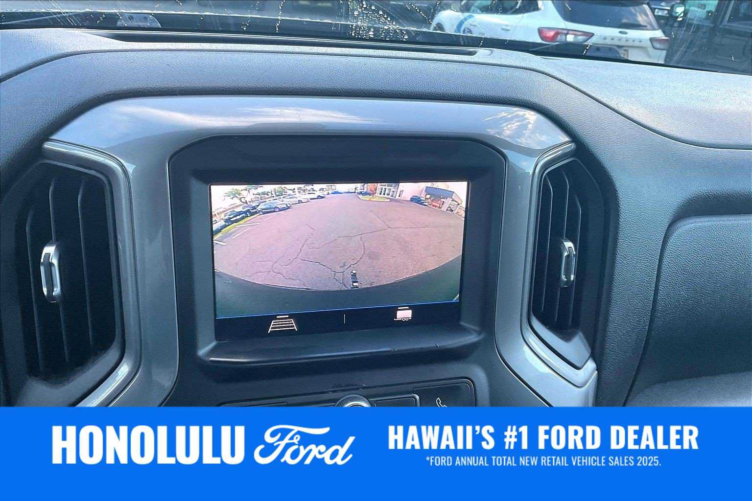Used 2021 Chevrolet Silverado 1500 Custom Trail Boss AWD/4WD image 26