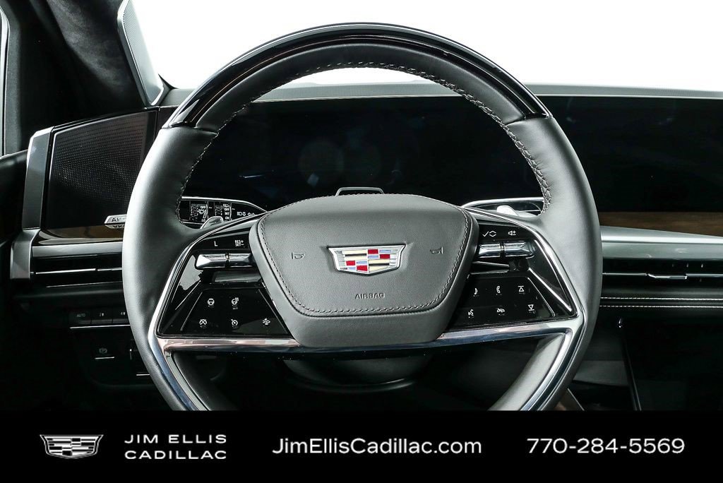 Certified 2026 Cadillac Escalade ESV Platinum Sport w/ LPO, ONYX Package AWD/4WD image 12